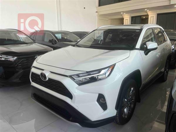 Toyota for sale in Iraq